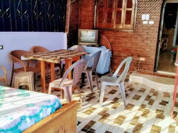 شاليه للبيع بالاسماعيليه اول صف ع البحر