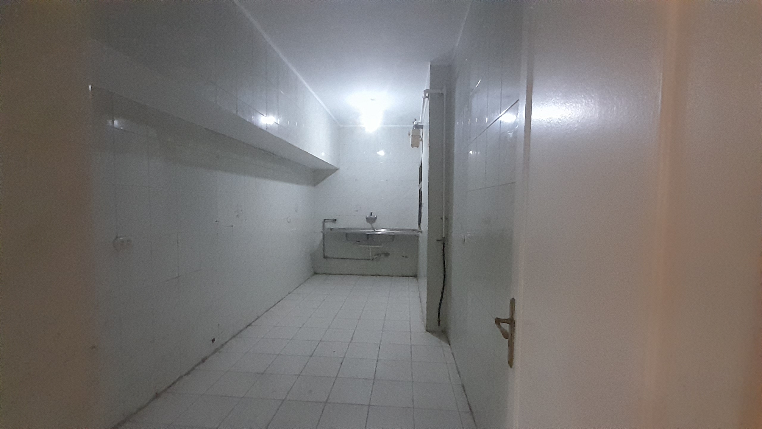 شقة للبيع في المهندسين 230م خطوات من شارع سليمان أباظة ( موقع مميز ) .