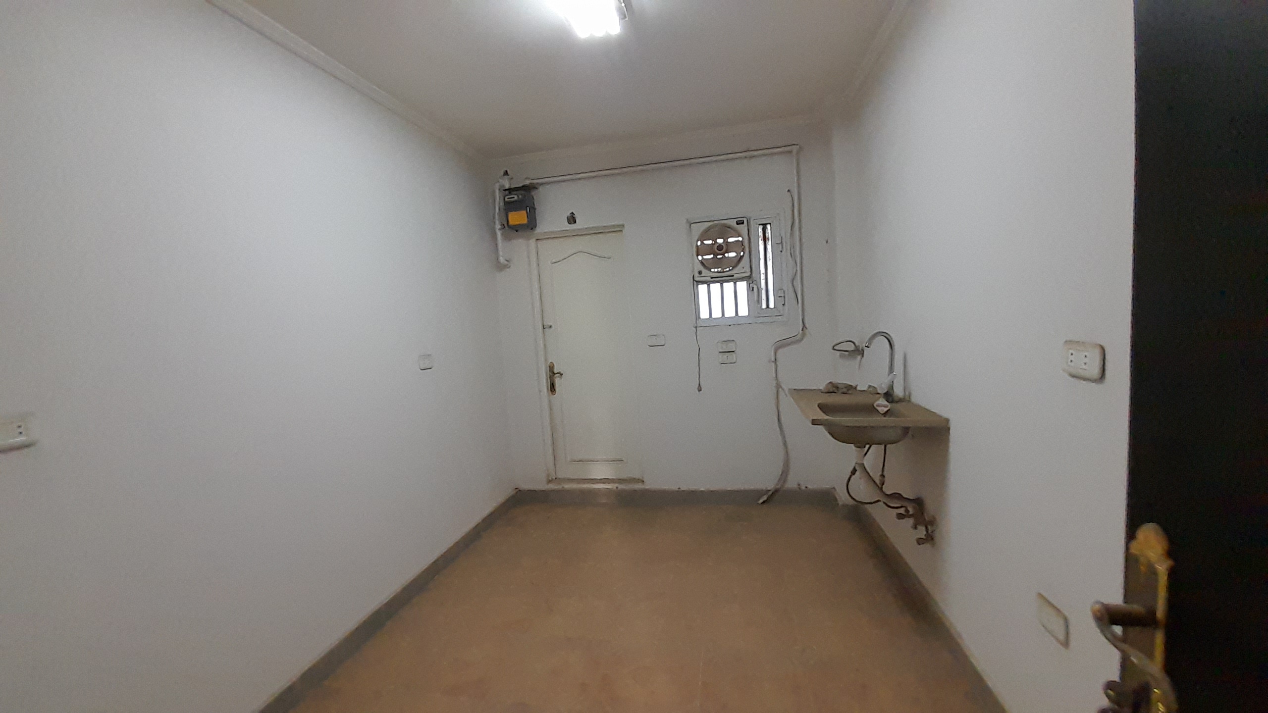 شقة للبيع في المهندسين 140م شارع جامعة الدول الرئيسي موقع متميز .