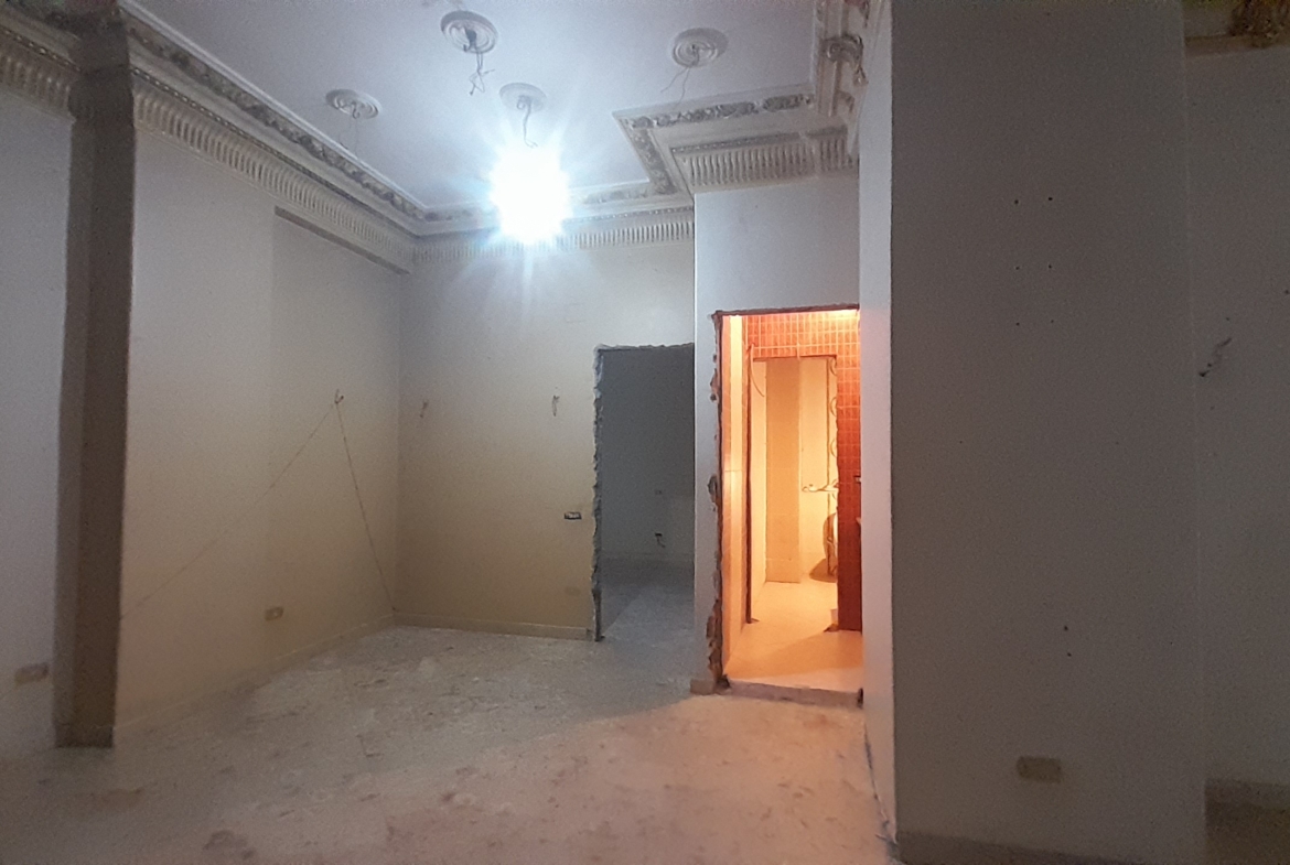 محل للإيجار في المهندسين 200م  يصلح لكافة الأنشطة  في شارع رئيسي موقع مميز .