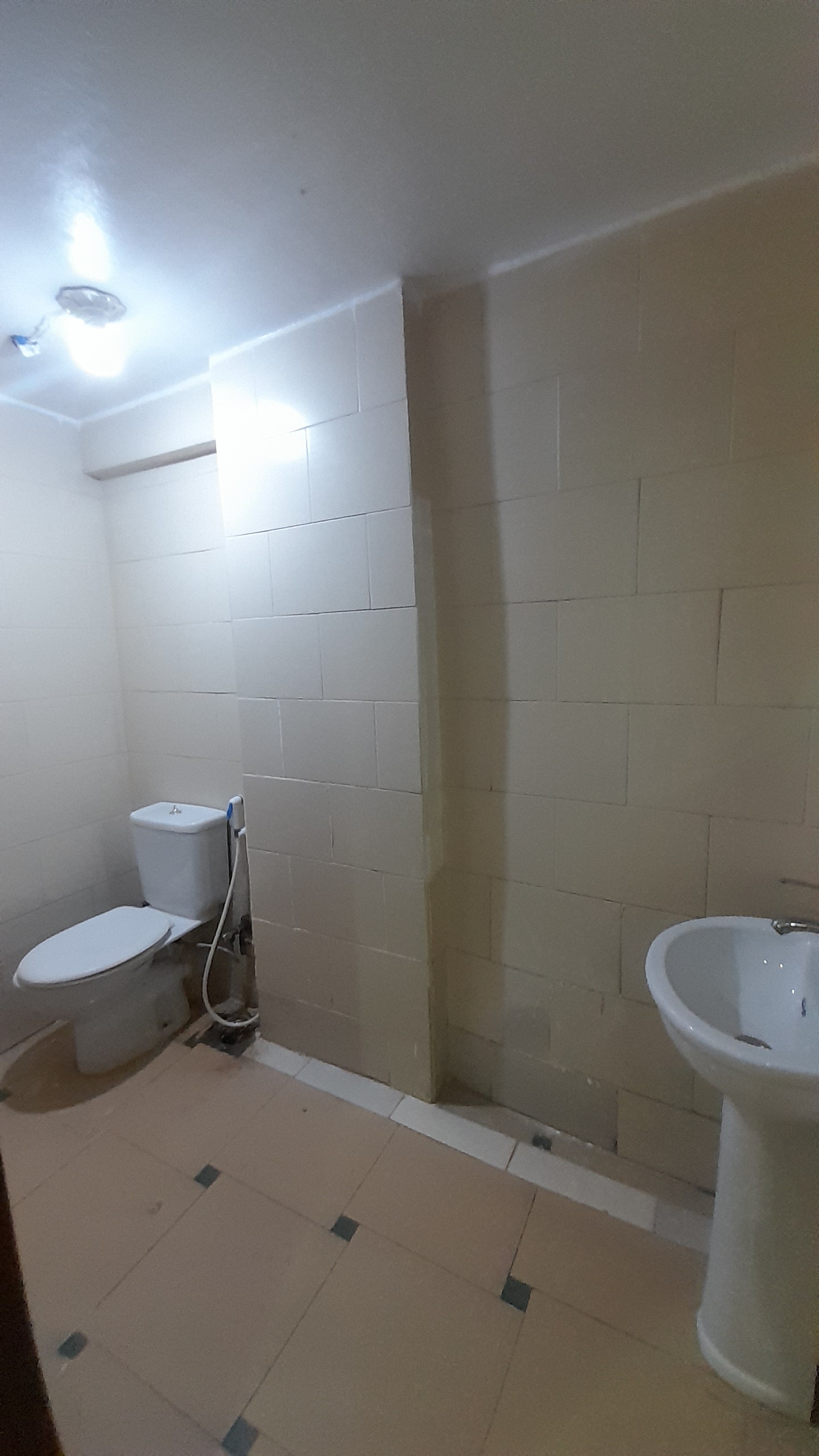 محل للبيع في المهندسين 200م في شارع رئيسى سوبر لوكس (12) محل للبيع في المهندسين مربع نادى الصيد 210م سوبر لوكس .