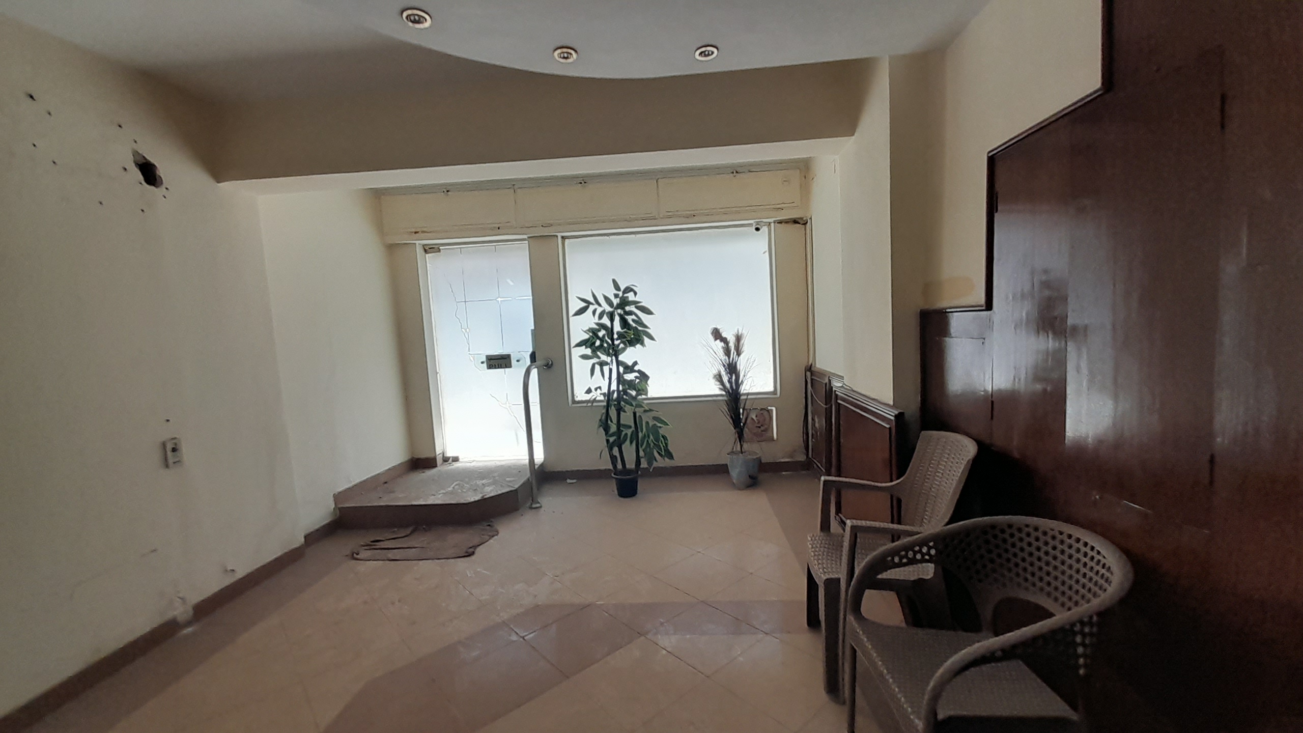 محل للبيع في المهندسين 200م في شارع رئيسى سوبر لوكس (5) محل للبيع في المهندسين مربع نادى الصيد 210م سوبر لوكس .