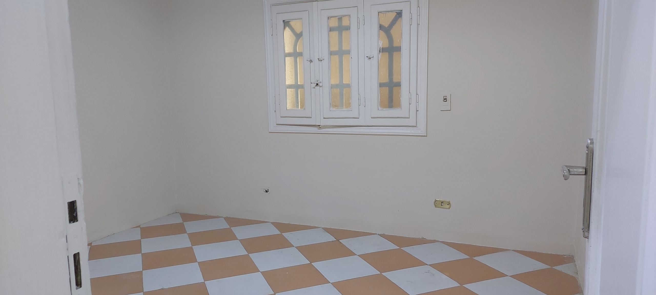 20251127_102718 شقه 175 متر شارع 103 المقطم بجوار جامع النصر و حديقه الاندلس