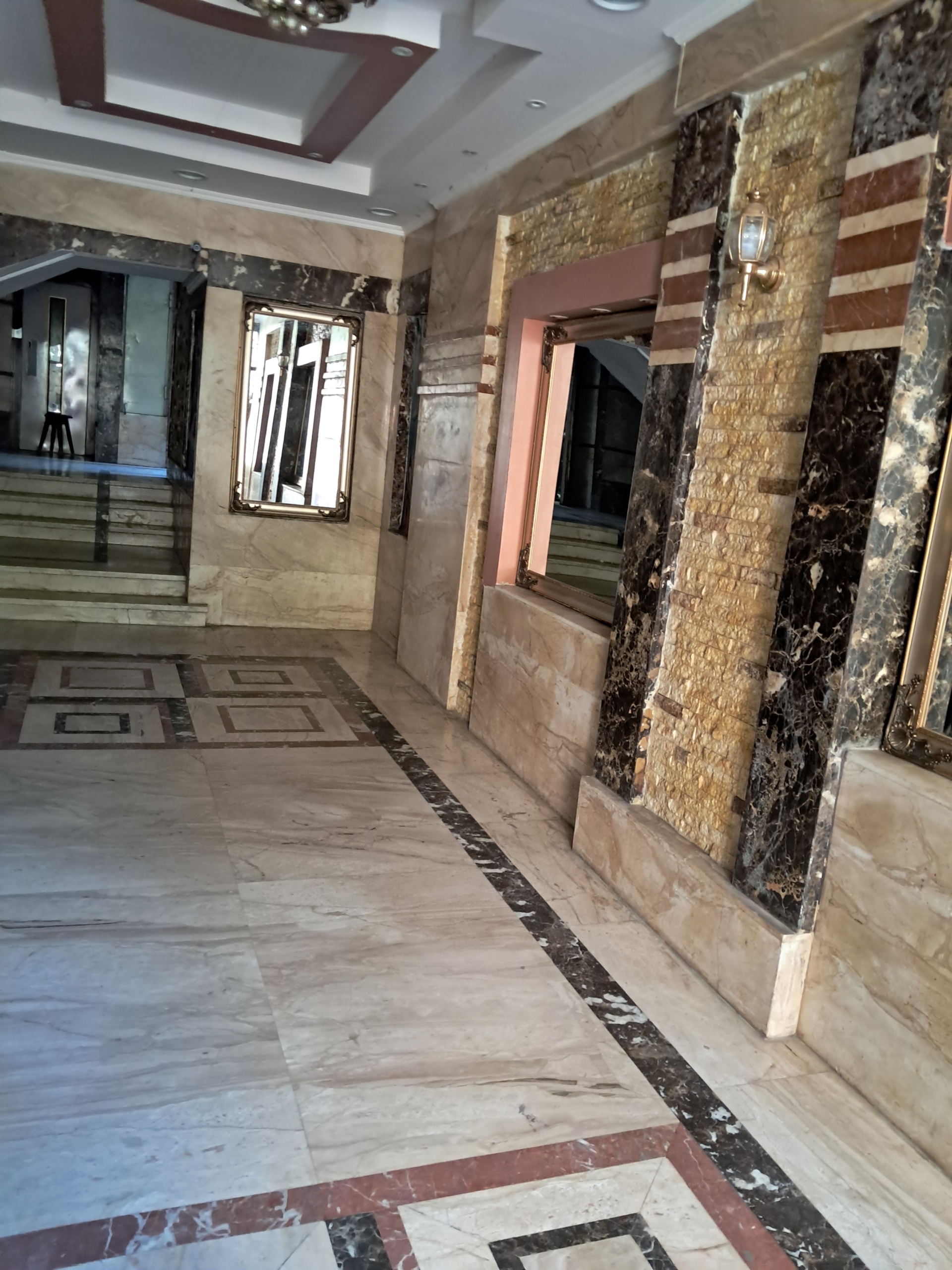 1000009836 شقة للبيع بالاسكندرية – بشارع مصطفى كامل بجوار جاردينيا وسنترال مصطفى كامل بالعوايد. Flat for Sale-جاهزه للسكن الفورى شقة للبيع بالاسكندرية