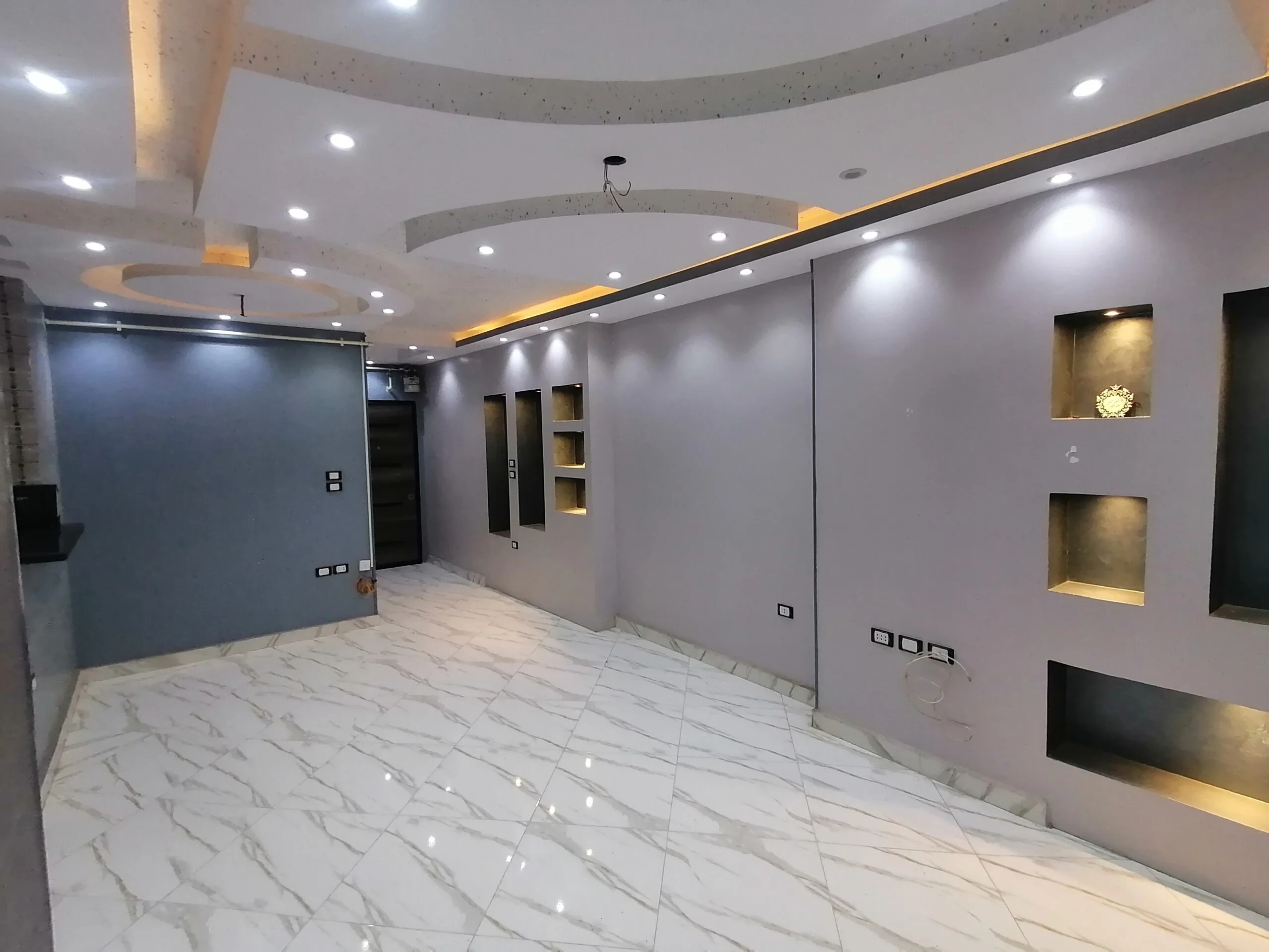 IMG_20250722_193546 شقة بموقع مميز بجوار النادي تشطيب مهندس ديكور بمطبخ جديد وموقد بلت ان إيطالى جديد وسخان كهربائى جديد