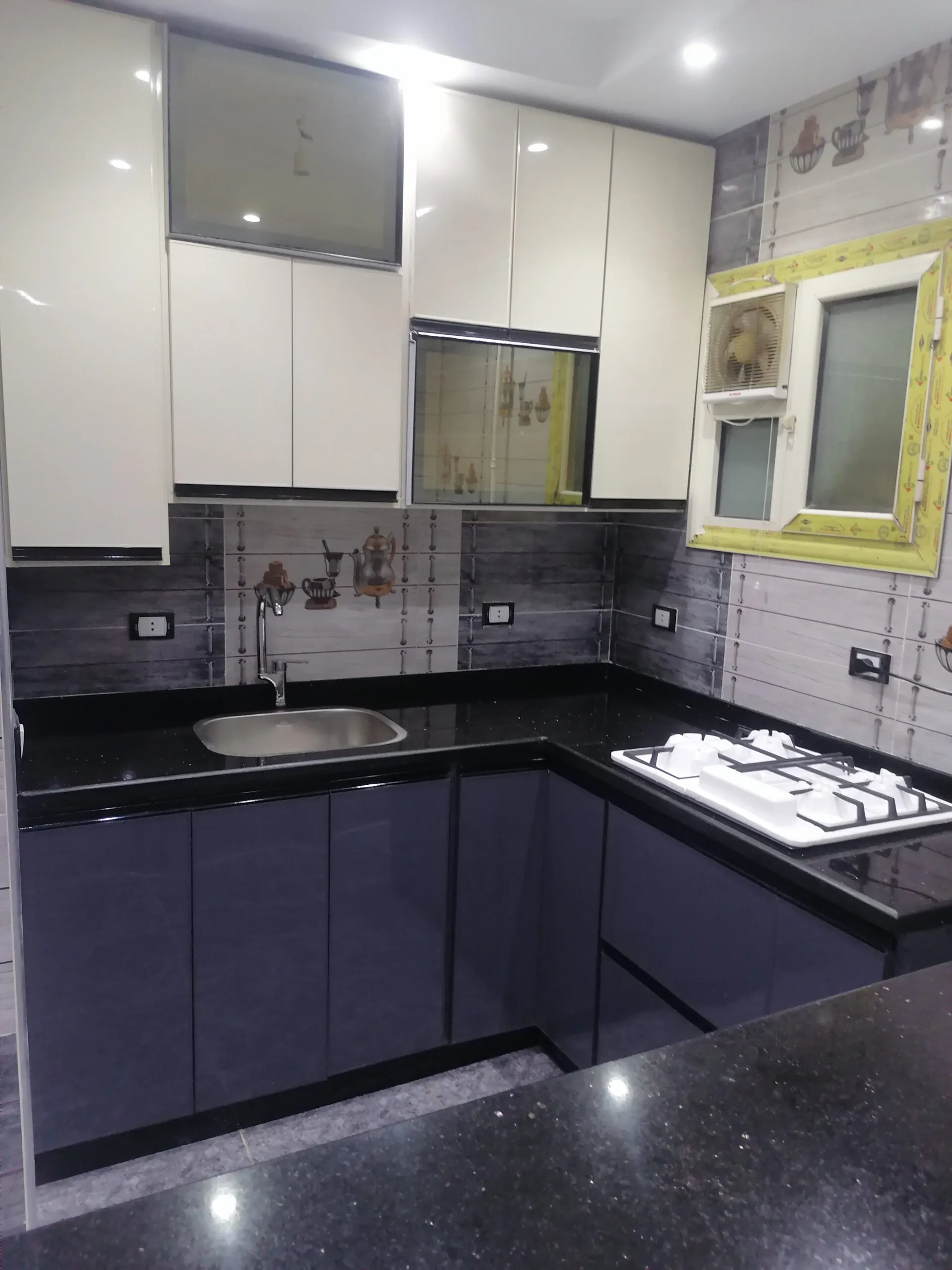 IMG_20250911_154807 شقة بموقع مميز بجوار النادي تشطيب مهندس ديكور بمطبخ جديد وموقد بلت ان إيطالى جديد وسخان كهربائى جديد