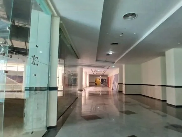 مكتب للإيجار فى المهندسين 1000م فى برج إدارى ( لوكيشن مميز  ) .