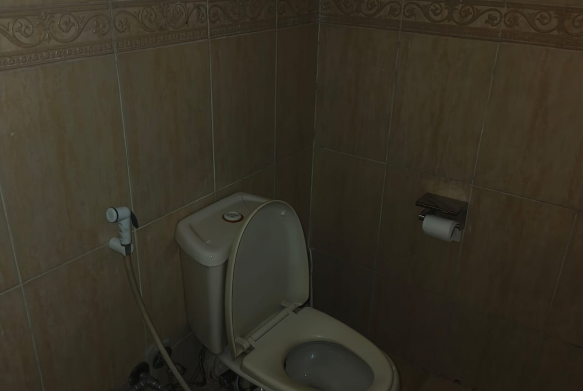 شقة للبيع بالعفش و 3 تكييف عمارات التوفيق -مدينة نصر