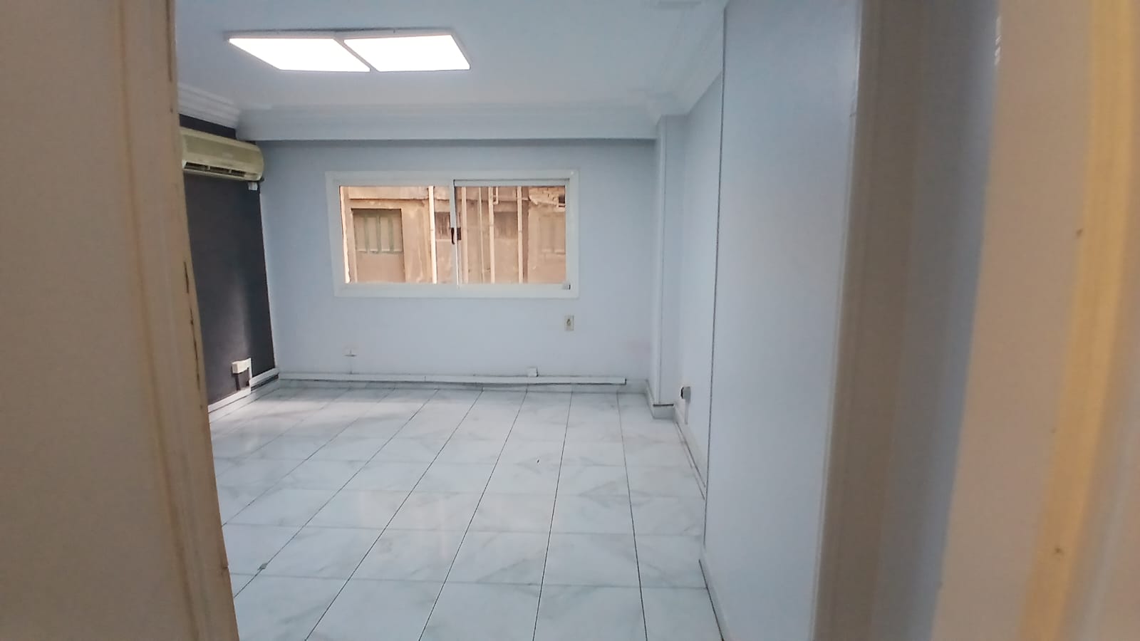مكتب للايجار فى المهندسين 350م خطوات من شارع جامعة الدول الرئيسى (6) مكتب للايجار فى المهندسين 350م خطوات من شارع جامعة الدول الرئيسى .