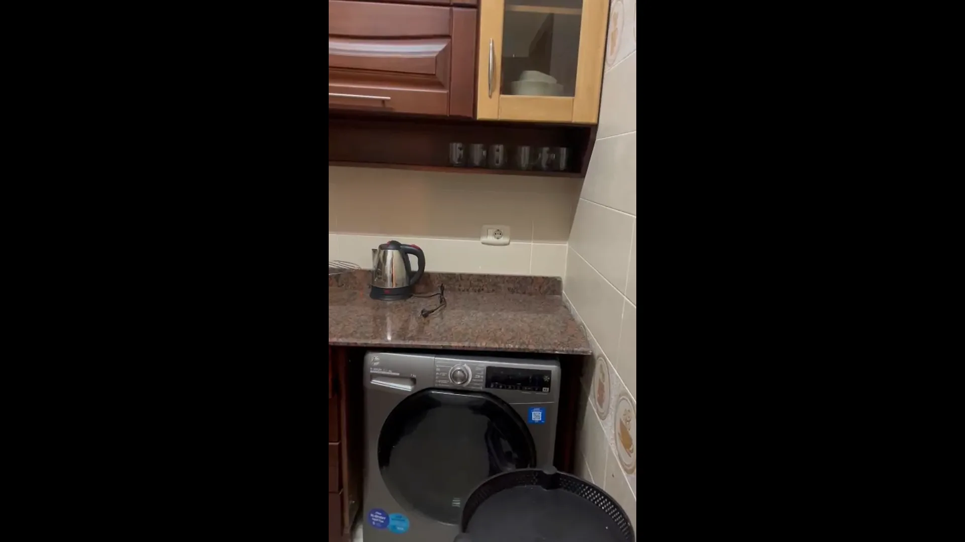 Screenshot (1093) شقه للبيع في المعادي كمبوند كاونتي على طريق الدائري بعد كارفور المعادي المساحة 102 متر مربع غرفتين + صالة + حمامين + مطبخ تكيف في الغرف و الصاله الكمباوند مجمع فاخر