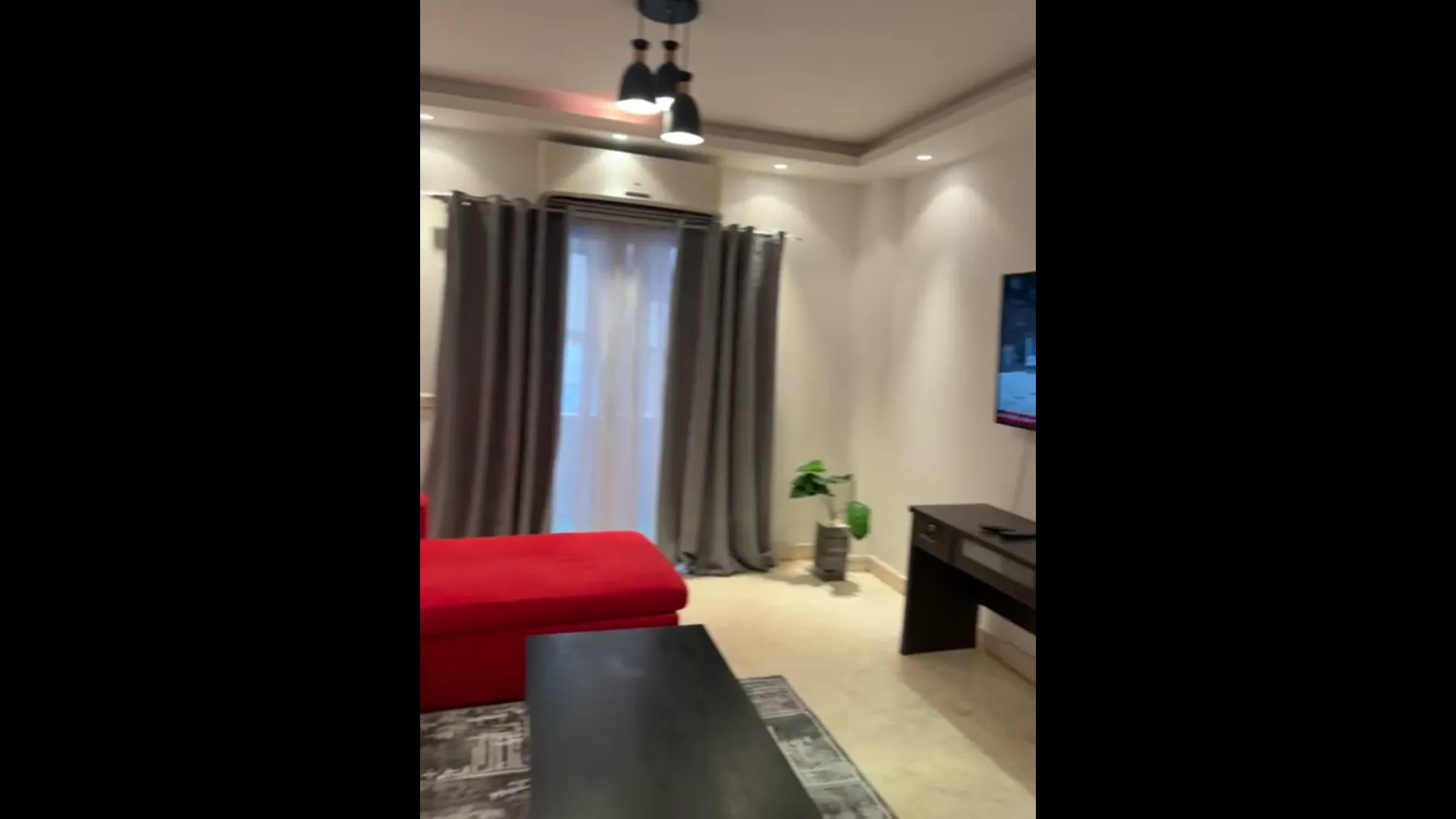 Screenshot (1097) شقه للبيع في المعادي كمبوند كاونتي على طريق الدائري بعد كارفور المعادي المساحة 102 متر مربع غرفتين + صالة + حمامين + مطبخ تكيف في الغرف و الصاله الكمباوند مجمع فاخر