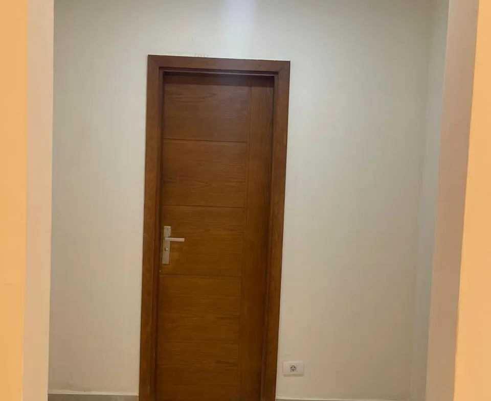 شقة للايجار بكمباوند صوارى بقلب الاسكندرية وبجوار الجامعات